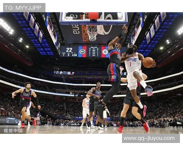 热火三分雨倾泻全场46投24中快船仅9中艰难反击 热火三分雨倾泻全场46投24中快船仅9中艰难反击