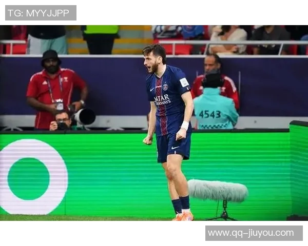 父亲：批评巴博萨罚失点球的人应关注登贝莱同样失误